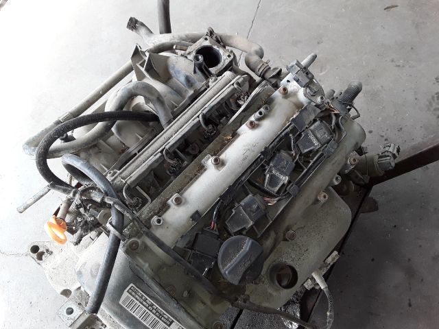 bontott VW BORA Motor (Fűzött blokk hengerfejjel)