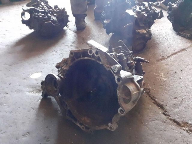 bontott VW BORA Váltó (Mechanikus)