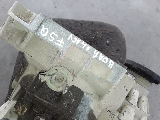 bontott VW BORA Váltó (Mechanikus)