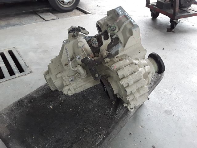 bontott VW BORA Váltó (Mechanikus)