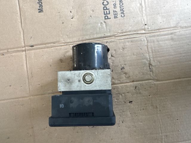 bontott VW BORA ABS Kocka