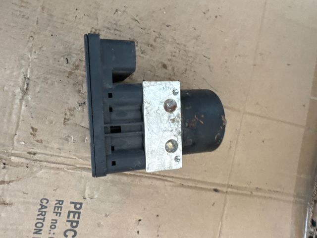 bontott VW BORA ABS Kocka