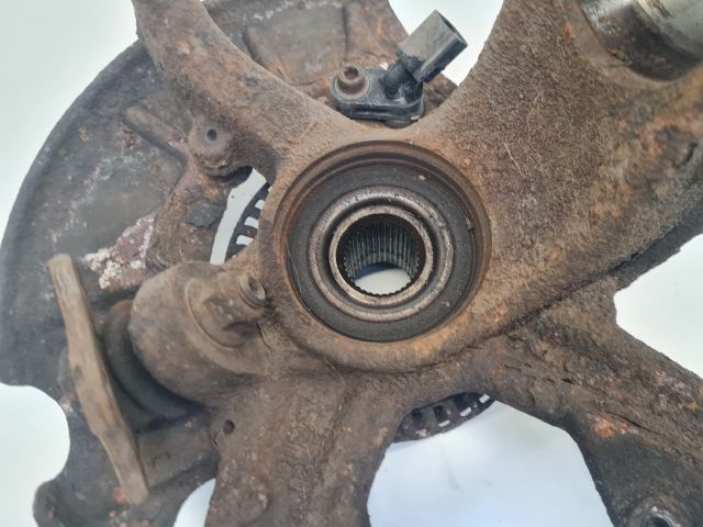 bontott VW BORA Bal első Csonkállvány Kerékaggyal