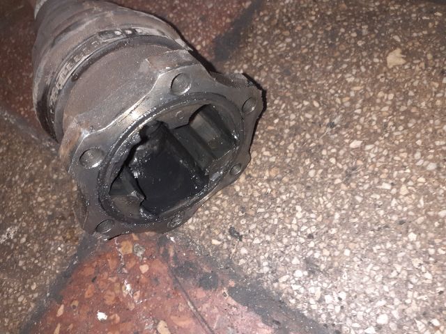 bontott VW BORA Bal Féltengely