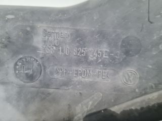 bontott VW BORA Bal Motorburkolat