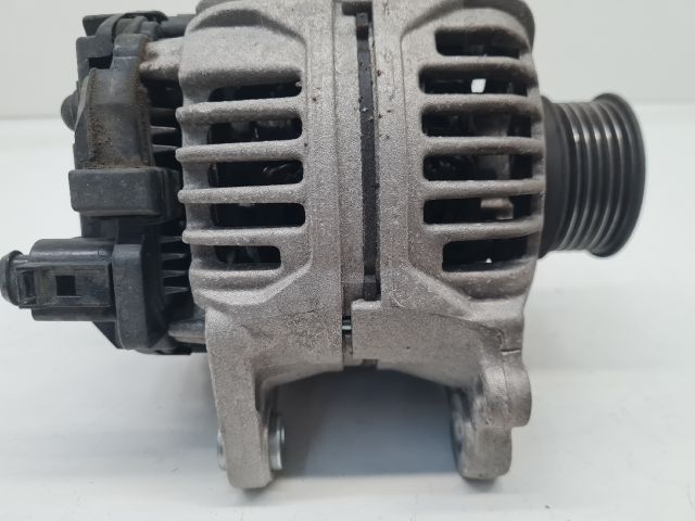 bontott VW BORA Generátor