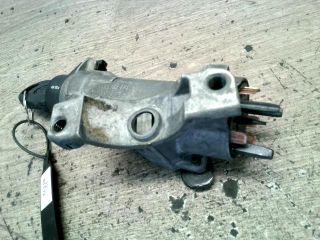 bontott VW BORA Gyújtáskapcsoló Házzal