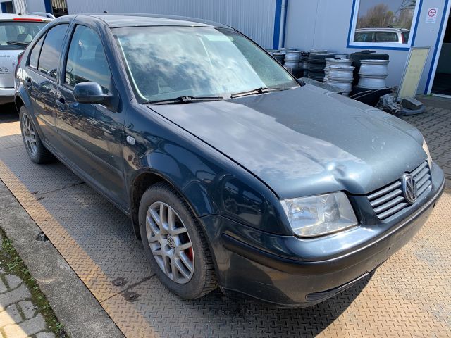 bontott VW BORA Homlokfal (Üres lemez)