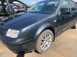 bontott VW BORA Homlokfal (Üres lemez)