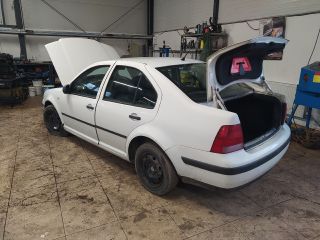 bontott VW BORA Jobb első Csonkállvány Kerékaggyal