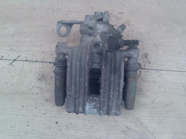 bontott VW BORA Jobb hátsó Féknyereg Munkahengerrel