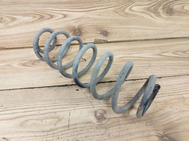 bontott VW BORA Jobb hátsó Rugó