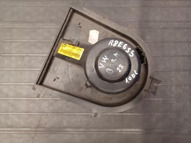 bontott VW BORA Klímahűtő Ventilátor