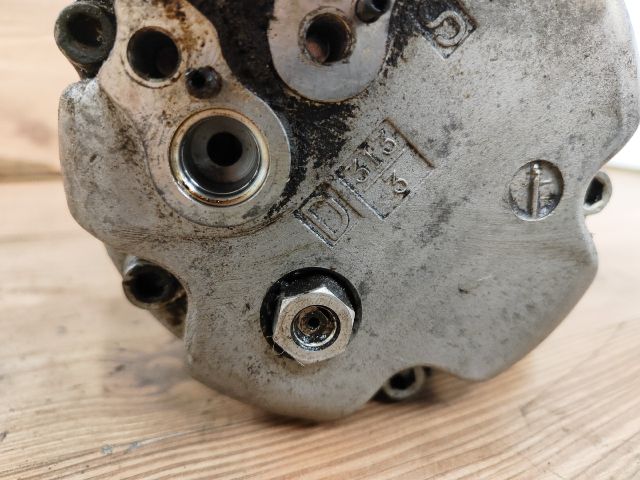 bontott VW BORA Klímakompresszor