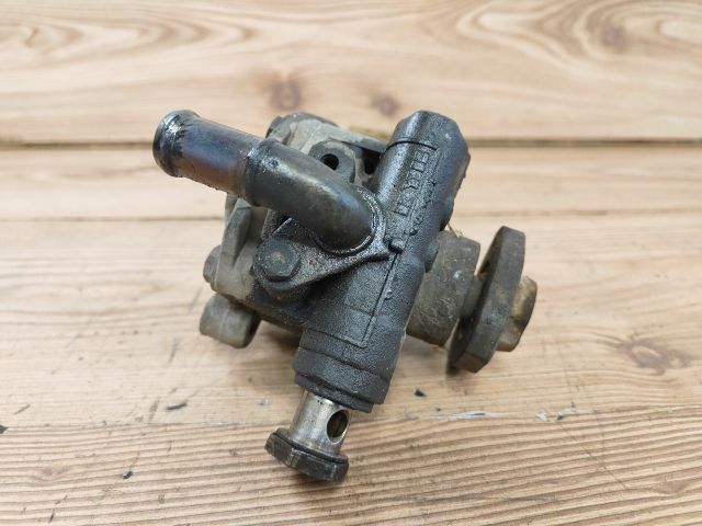 bontott VW BORA Kormányszervó Motor (Hidraulikus)