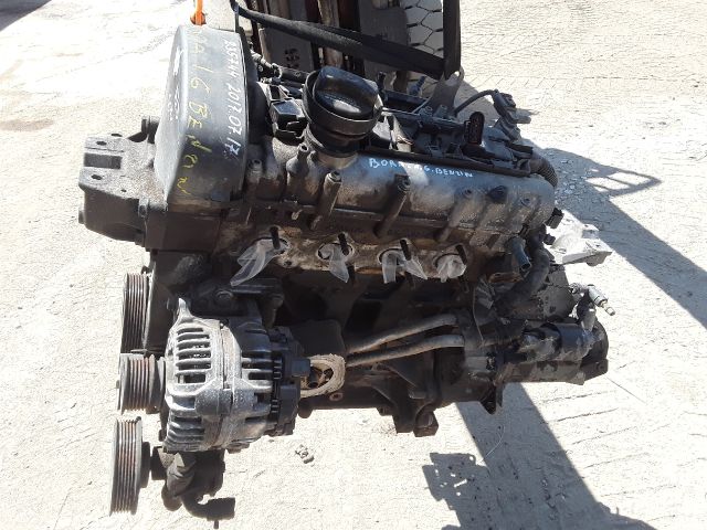 bontott VW BORA Motor (Fűzött blokk hengerfejjel)