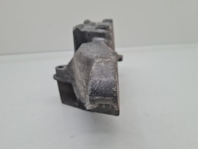 bontott VW BORA Motor Tartó Bak (Fém)