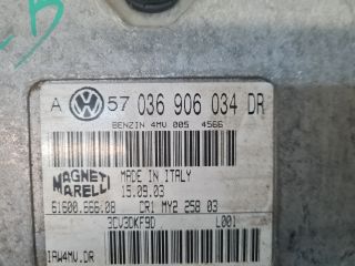 bontott VW BORA Motorvezérlő
