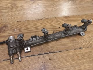 bontott VW BORA Porlasztó Sor / Híd