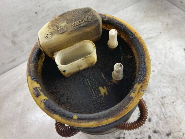 bontott VW BORA Üzemanyag Szivattyú