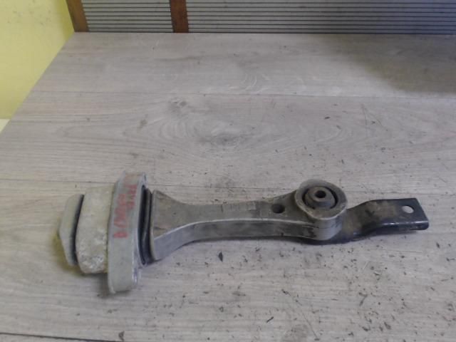 bontott VW BORA Váltó Tartó Bak (Pozíciófüggetlen)