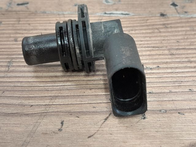 bontott VW BORA Vezérműtengely Fordulatszám Jeladó