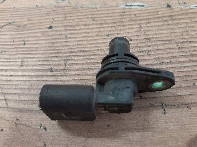 bontott VW BORA Vezérműtengely Fordulatszám Jeladó