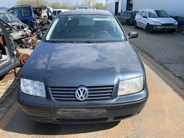 bontott VW BORA Vízhűtő Radiátor (Klímás)