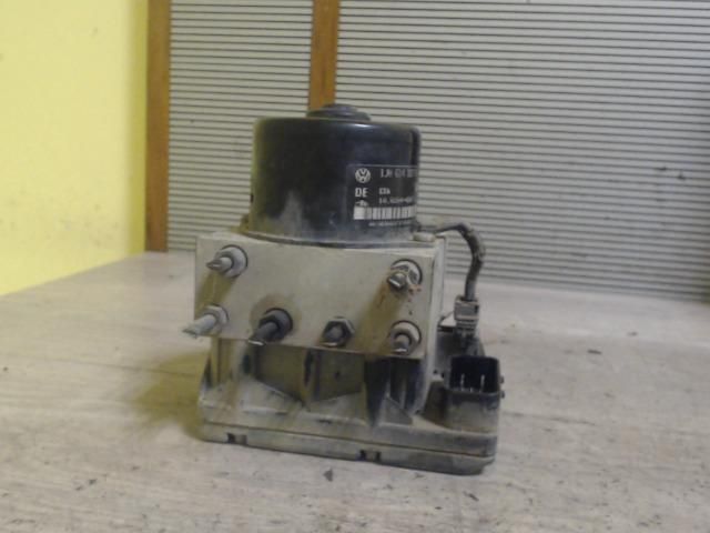 bontott VW BORA ABS Kocka