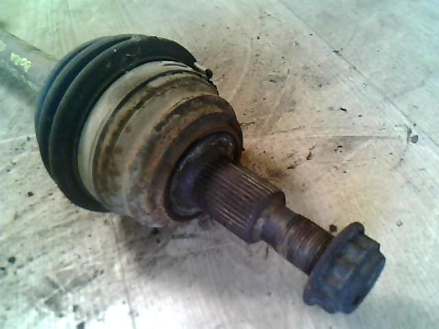 bontott VW BORA Bal Féltengely