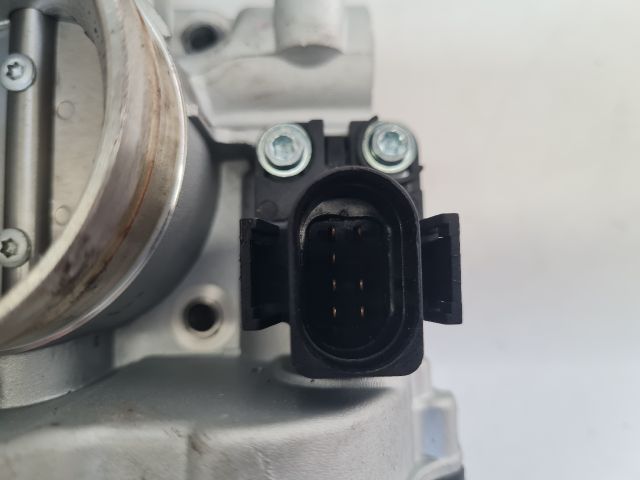 bontott VW BORA Fojtószelep (Mechanikus)