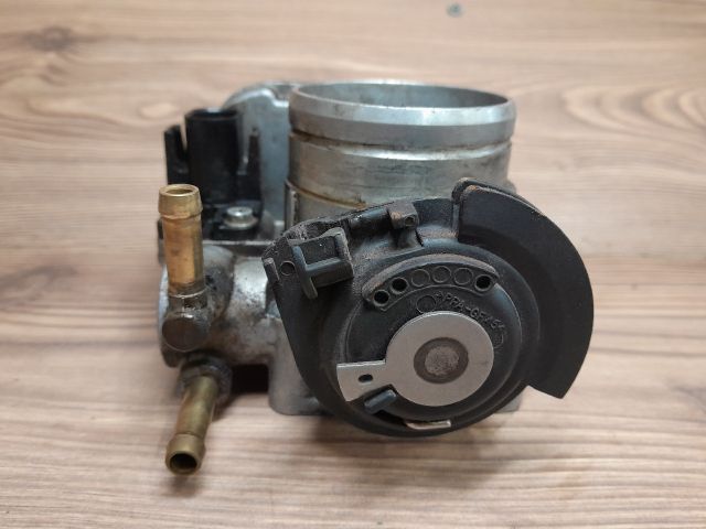 bontott VW BORA Fojtószelep (Mechanikus)