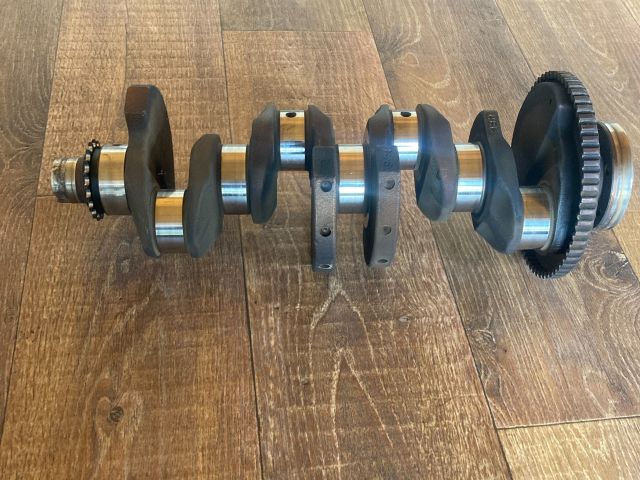 bontott VW BORA Főtengely (Magában)