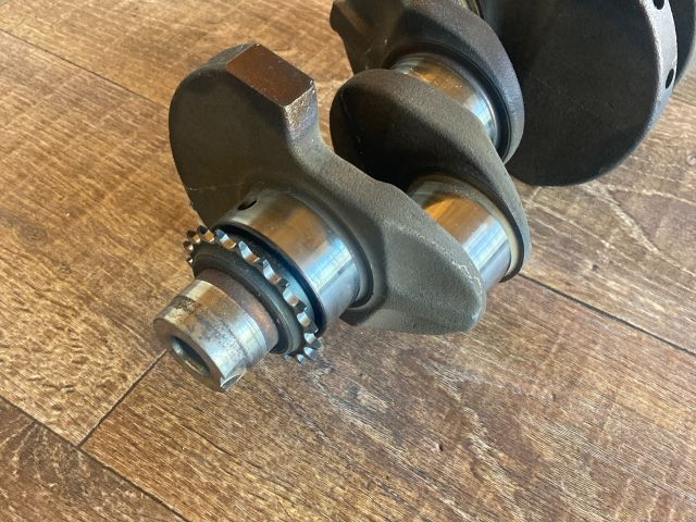 bontott VW BORA Főtengely (Magában)