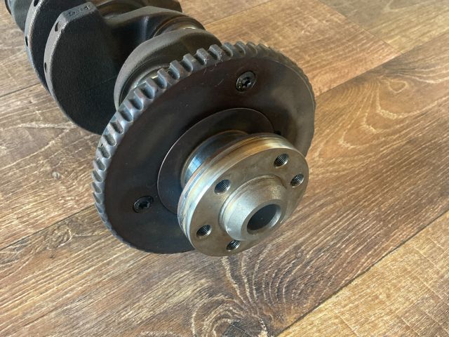 bontott VW BORA Főtengely (Magában)