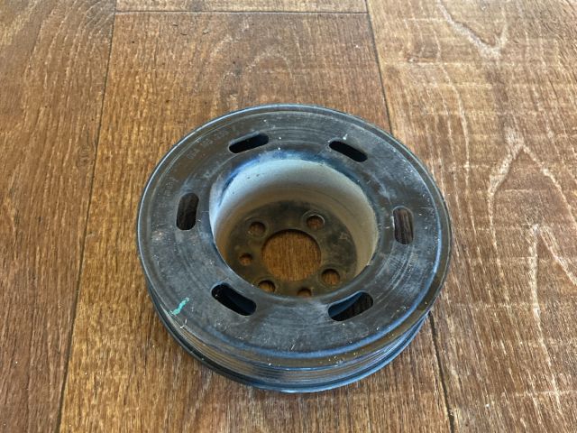 bontott VW BORA Főtengely Szíjtárcsa