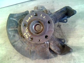 bontott VW BORA Jobb első Csonkállvány Kerékaggyal