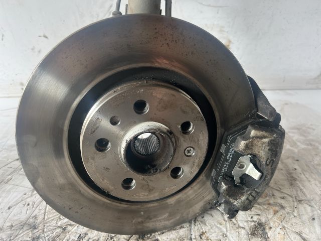 bontott VW BORA Jobb első Csonkállvány Kerékaggyal