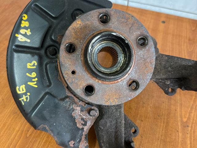 bontott VW BORA Jobb első Csonkállvány Kerékaggyal