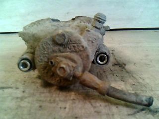 bontott VW BORA Jobb első Féknyereg Munkahengerrel