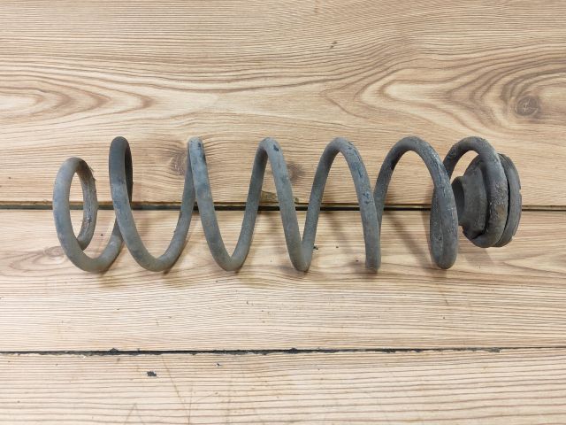 bontott VW BORA Jobb hátsó Rugó