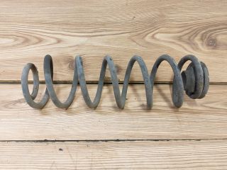 bontott VW BORA Jobb hátsó Rugó