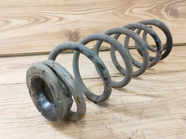 bontott VW BORA Jobb hátsó Rugó