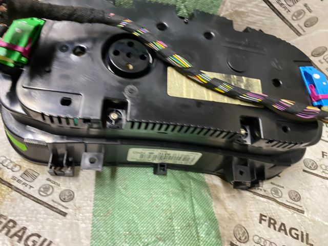 bontott VW BORA Kilométeróra