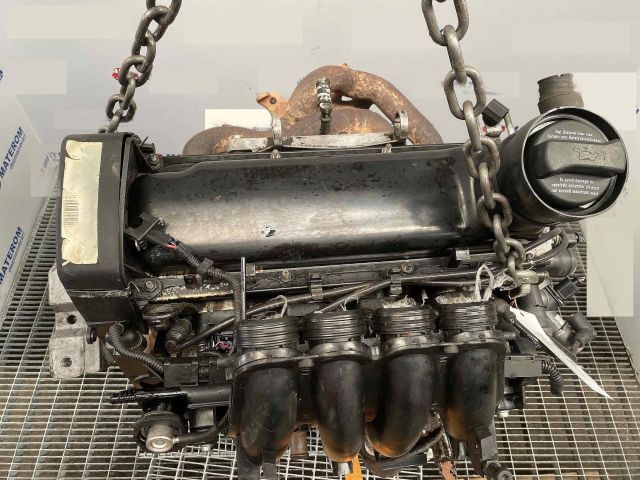 bontott VW BORA Motor (Fűzött blokk hengerfejjel)