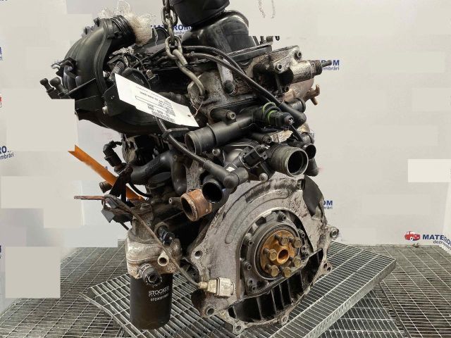 bontott VW BORA Motor (Fűzött blokk hengerfejjel)