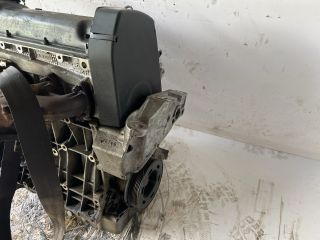 bontott VW BORA Motor (Fűzött blokk hengerfejjel)