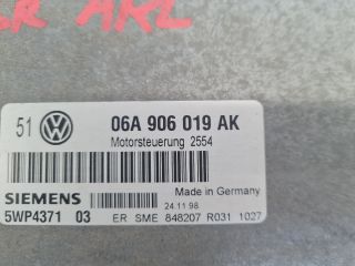 bontott VW BORA Motorvezérlő