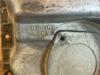 bontott VW BORA Olajteknő