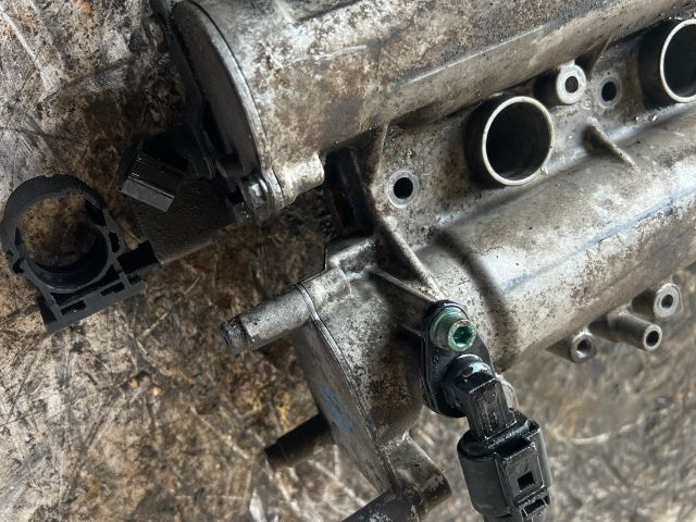 bontott VW BORA Vezérműtengely Házzal